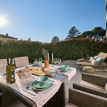 Spada Brand New Apartment With Garden 3 Min From Beach! Poreč Buitenkant foto